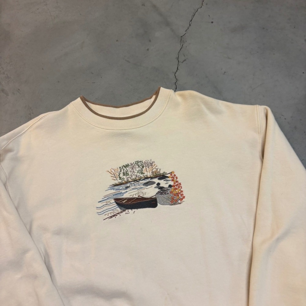 Vintage 90s Cream Nature Crewneck Sweatshirt - Picture 2 of 3
